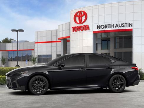 New 2026 Toyota Camry SE image 3