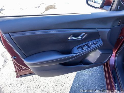 Used 2022 Nissan Sentra SV image 19