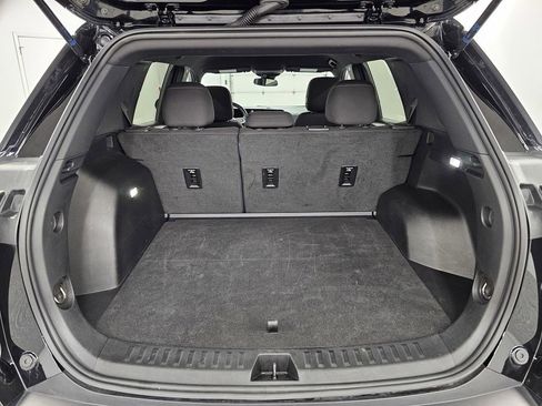 Used 2025 Chevrolet Equinox LT FWD image 23