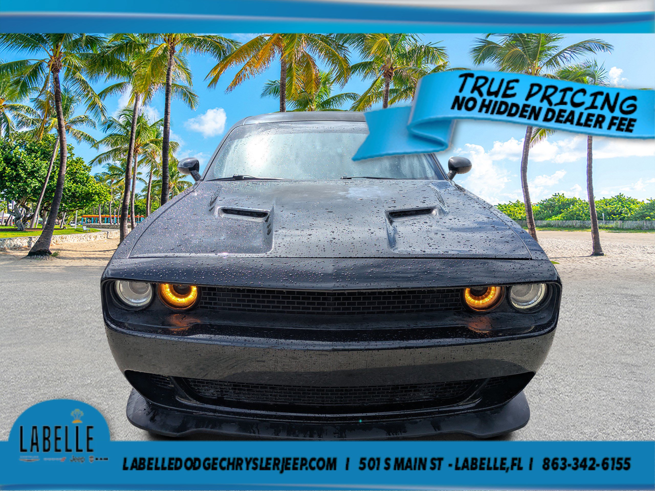 Used 2018 Dodge Challenger SXT RWD image 31