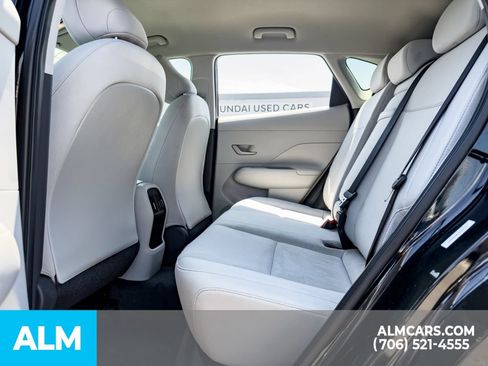 Used 2025 Hyundai Kona SEL FWD image 12