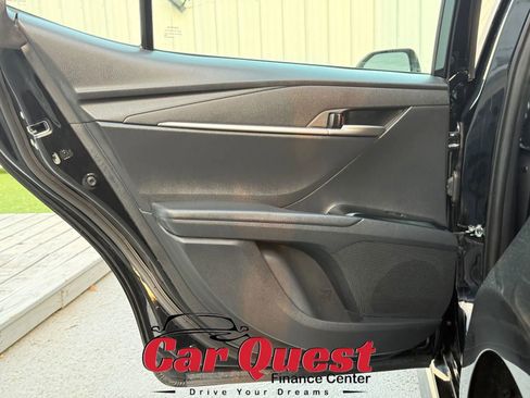 Used 2025 Toyota Camry SE FWD image 13