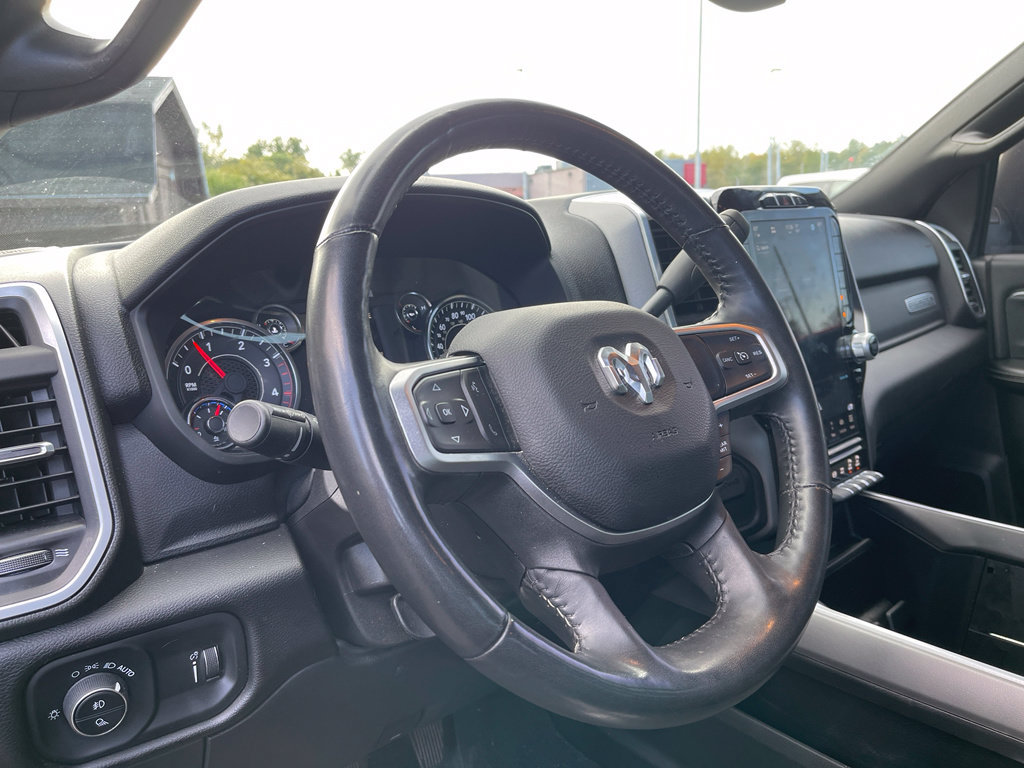 Used 2024 RAM 2500 Big Horn w/ Night Edition AWD/4WD image 17