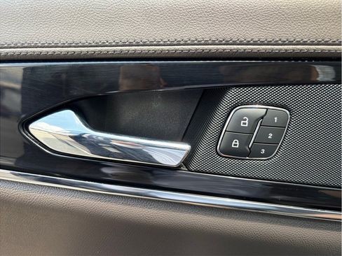Used 2022 Lincoln Nautilus FWD image 23