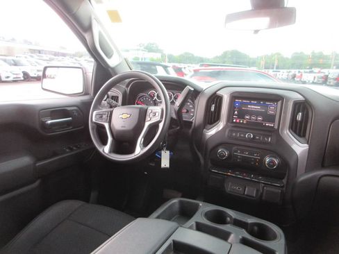 Used 2022 Chevrolet Silverado 1500 Custom w/ Safety Confidence Package AWD/4WD image 22
