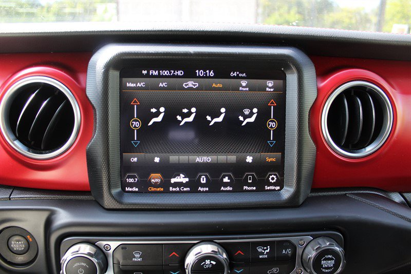 Used 2023 Jeep Gladiator Rubicon w/ Trailer Tow Package AWD/4WD image 10