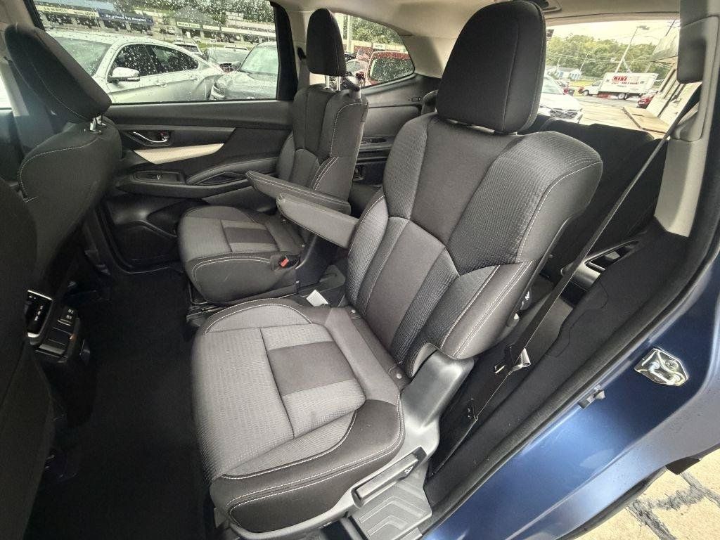 Used 2020 Subaru Ascent Premium w/ Convenience Package AWD/4WD image 11