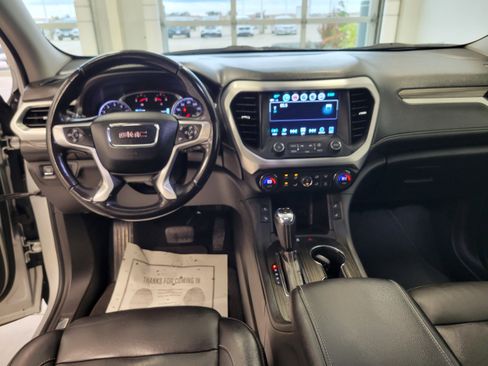 Used 2019 GMC Acadia SLT image 15