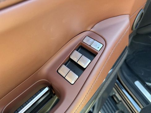 New 2026 Lincoln Navigator Reserve AWD/4WD image 12
