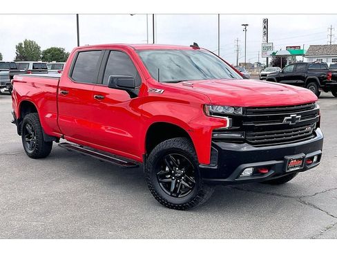 Used 2022 Chevrolet Silverado 1500 LT Trail Boss AWD/4WD image 2