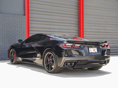 Used 2024 Chevrolet Corvette Stingray Coupe w/ 1LT RWD image 5