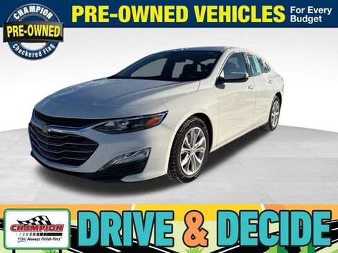 Used 2024 Chevrolet Malibu LT FWD image 1