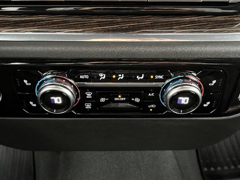 Used 2024 GMC Sierra 1500 SLE image 27