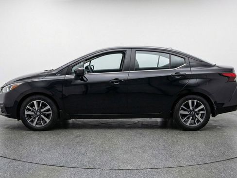 Used 2025 Nissan Versa SV image 5