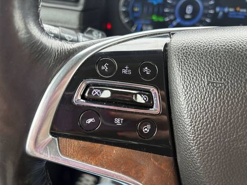 Used 2016 Cadillac Escalade Premium AWD/4WD image 29