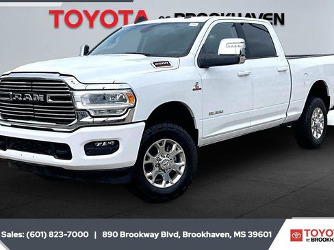 Used 2024 RAM 2500 Laramie AWD/4WD image 12