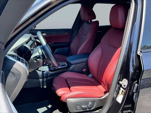 Used 2024 BMW X3 sDrive30i w/ M Sport Package RWD image 8