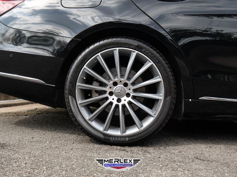 Used 2018 Mercedes-Benz S 560 Sedan image 11