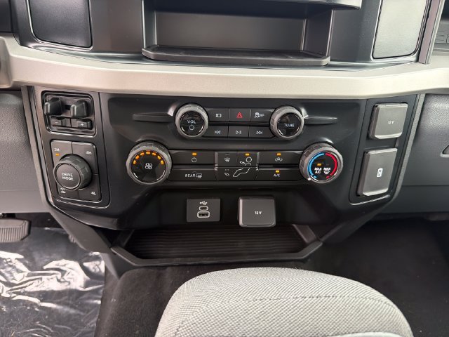 New 2026 Ford F250 XL w/ STX Appearance Package AWD/4WD image 23