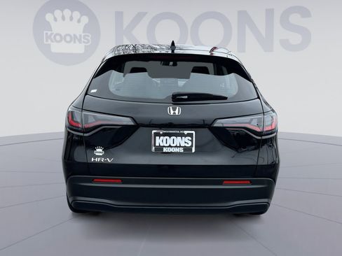 Used 2023 Honda HR-V LX image 5