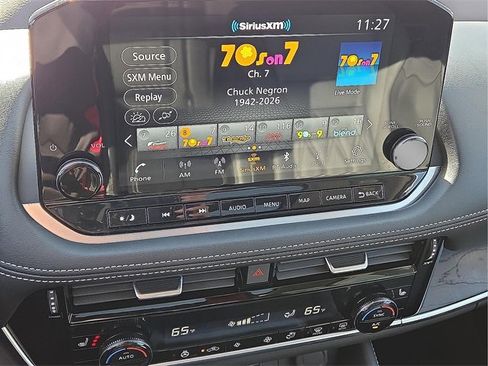 Used 2023 Nissan Rogue Platinum image 17