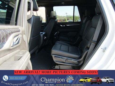 Used 2022 GMC Yukon Denali image 8