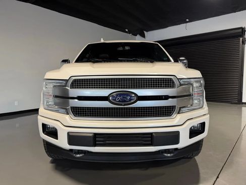 Used 2018 Ford F150 Platinum w/ Equipment Group 701A Luxury AWD/4WD image 2
