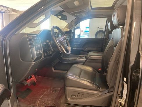 Certified 2018 GMC Sierra 2500 SLT w/ Duramax Plus Package AWD/4WD image 25