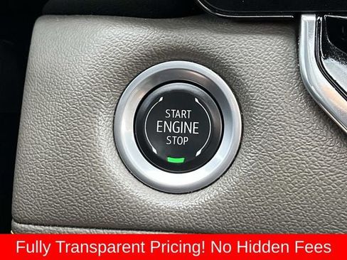 Used 2024 Chevrolet Colorado ZR2 w/ ZR2 Convenience Package III AWD/4WD image 34
