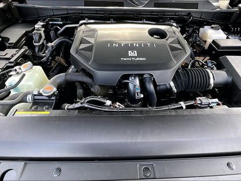 Certified 2025 INFINITI QX80 Pure image 10