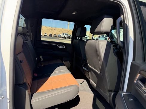 Used 2025 Chevrolet Silverado 2500 High Country w/ High Country Premium Package AWD/4WD image 19