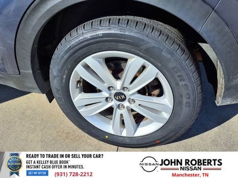 Used 2017 Kia Sportage LX w/ LX Popular Package image 24