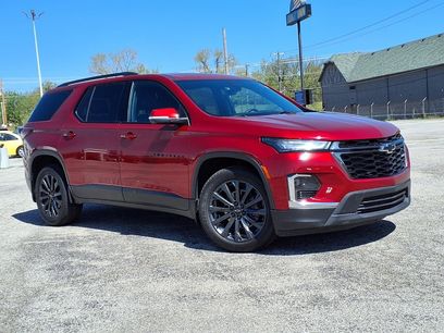 Used 2023 Chevrolet Traverse RS