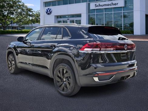 New 2026 Volkswagen Atlas Cross Sport SE FWD image 5