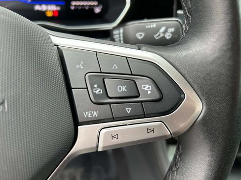 Used 2024 Volkswagen Jetta SE FWD image 18