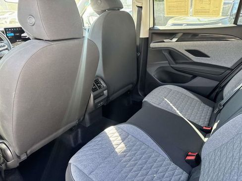 Used 2025 Volkswagen Tiguan S FWD image 10