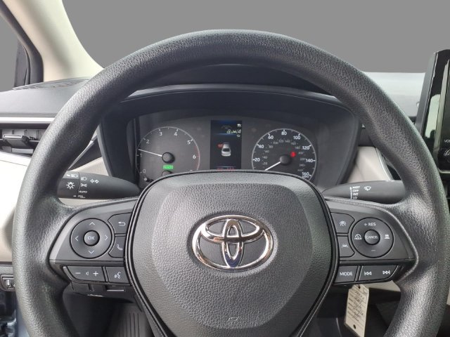 Used 2024 Toyota Corolla LE FWD image 18