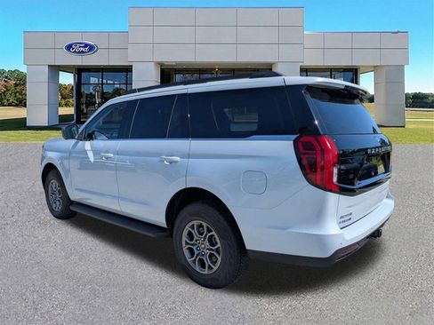 New 2026 Ford Expedition Active RWD image 3