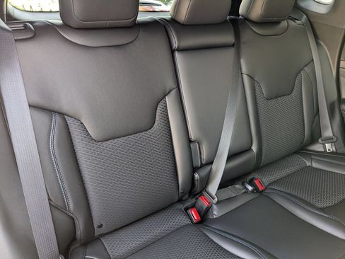 New 2026 Jeep Compass Latitude AWD/4WD image 24