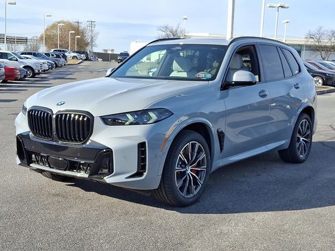 New 2026 BMW X5 xDrive40i w/ M Sport Package image 2