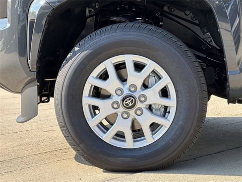 New 2025 Toyota Tacoma SR5 image 9