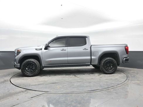 Used 2025 GMC Sierra 1500 AT4 w/ AT4 Premium Package AWD/4WD image 4