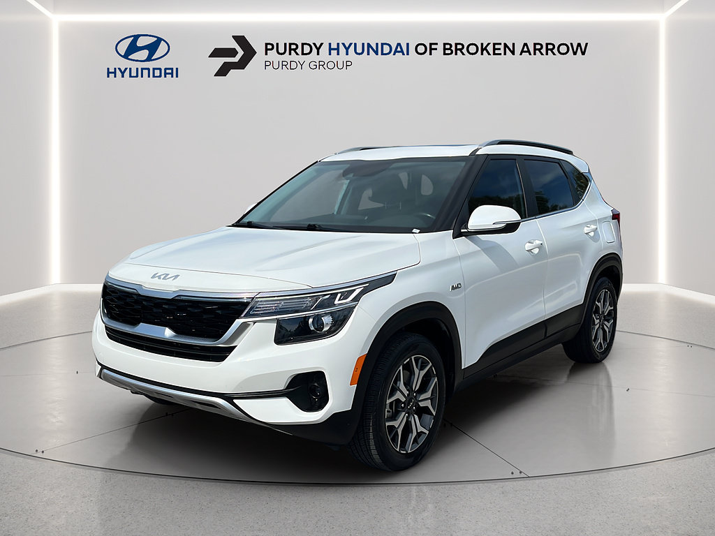 Used 2023 Kia Seltos EX AWD/4WD image 7