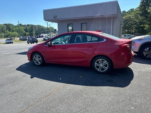 Used 2018 Chevrolet Cruze LT w/ LT Fleet Convenience Package FWD image 6