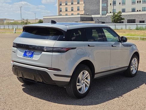 Used 2024 Land Rover Range Rover Evoque S AWD/4WD image 5