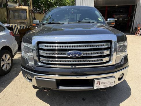 Used 2013 Ford F150 Lariat w/ Luxury Equipment Group AWD/4WD image 2