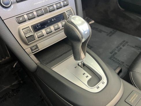 Used 2006 Porsche Boxster RWD image 22