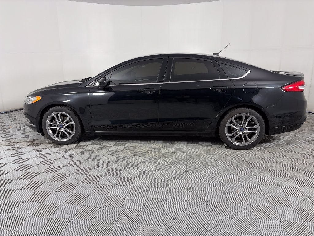 Used 2017 Ford Fusion S w/ Equipment Group 101A FWD image 4