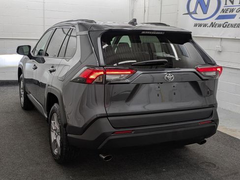 Used 2022 Toyota RAV4 XLE w/ Convenience Package image 21