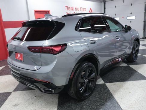 Used 2025 Buick Envision Sport Touring image 37